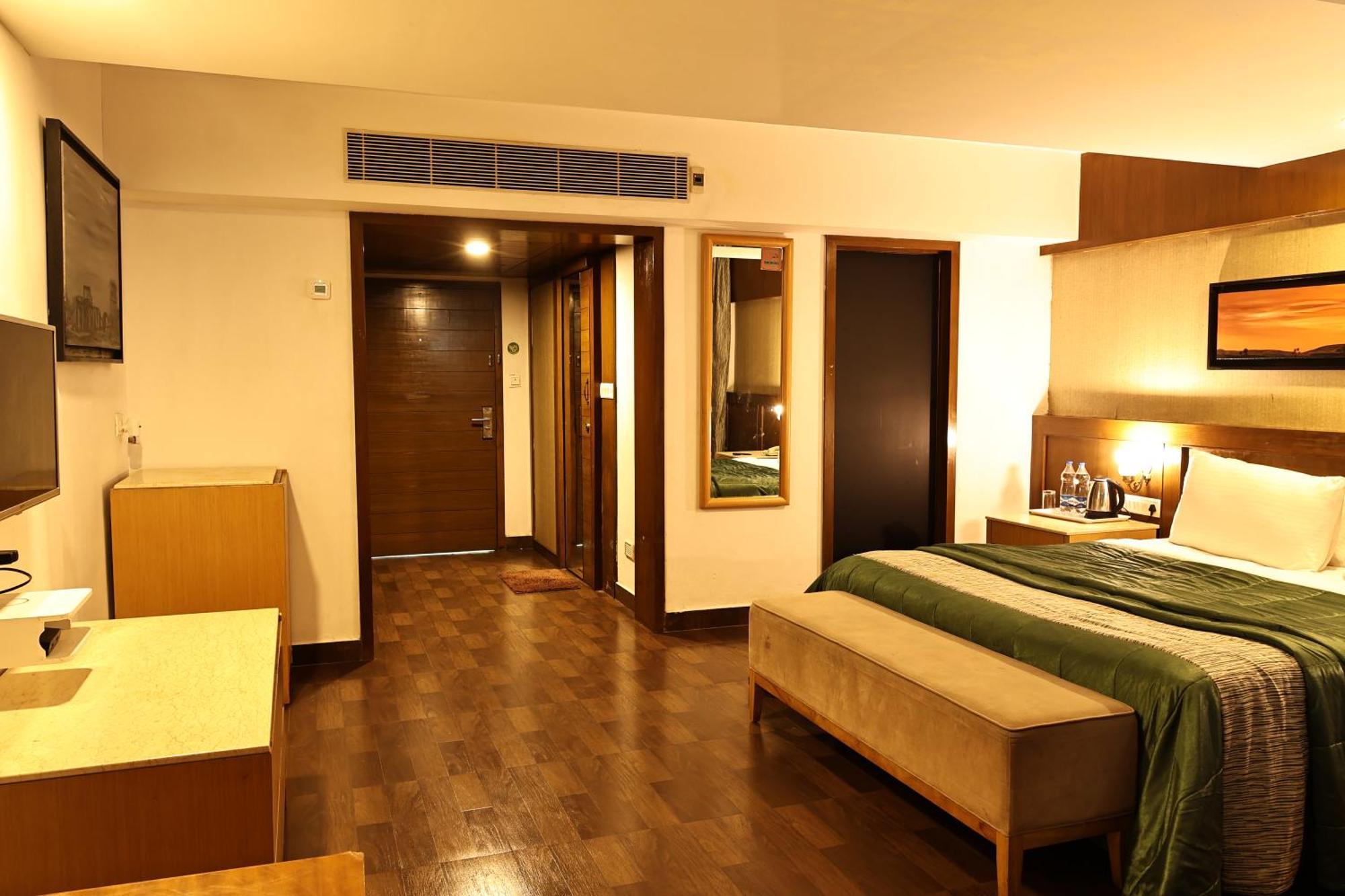 Vgp Golden Beach Resort Chennai Bagian luar foto