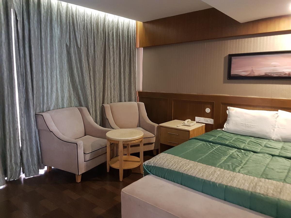Vgp Golden Beach Resort Chennai Bagian luar foto
